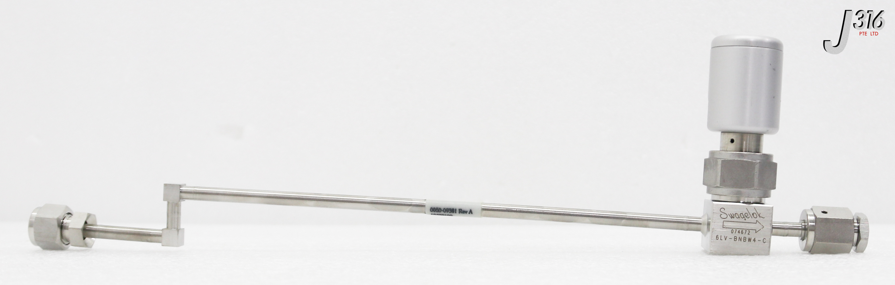 36322 APPLIED MATERIALS 2-WAY WELDMENT LQ SOURCE, 6LV-BNBW4-C 0050